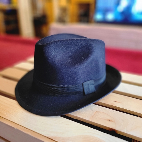Women's Black Felt Fedora Hat - Picture 1 of 6
